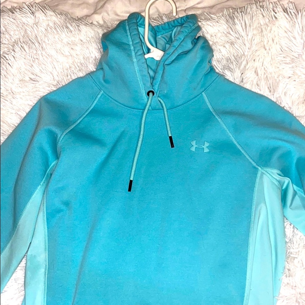 Under armour cold gear hooded sweatshirt